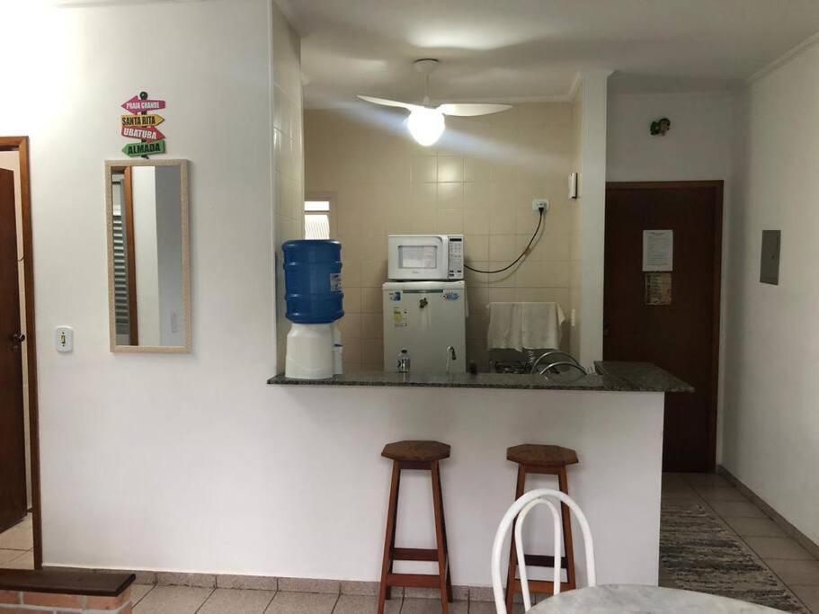 Em Itagua - Otima Localizacao 公寓 *